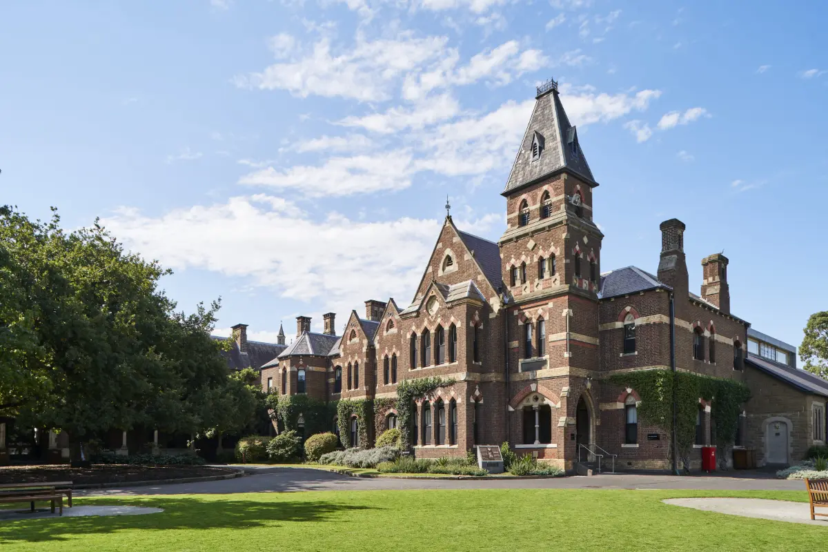 Mời gặp Thầy Ben Waymire, Trinity College – Đại học Melbourne
