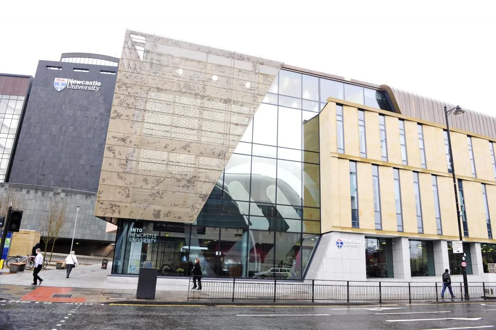 INTO NEWCASTLE UNIVERSITY CẤP HỌC BỔNG £20,000 CHO KỲ NHẬP HỌC T1/2025