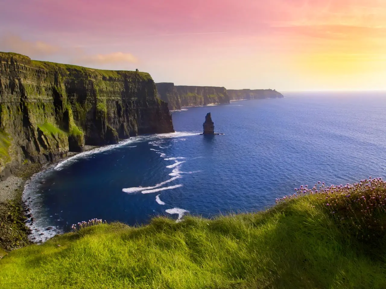  Scholarships for studying in Ireland