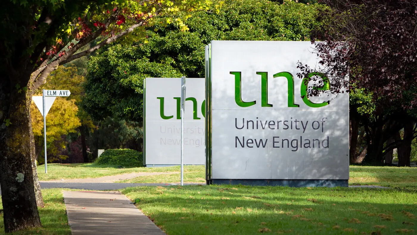 Information about University of New England, Australia